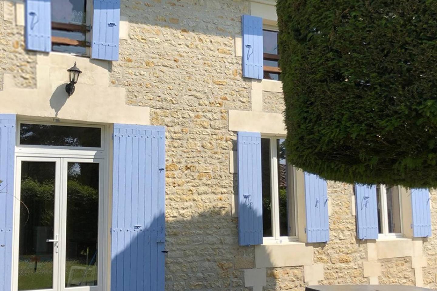 Gites Chez Belliveau Meursac Habitación foto